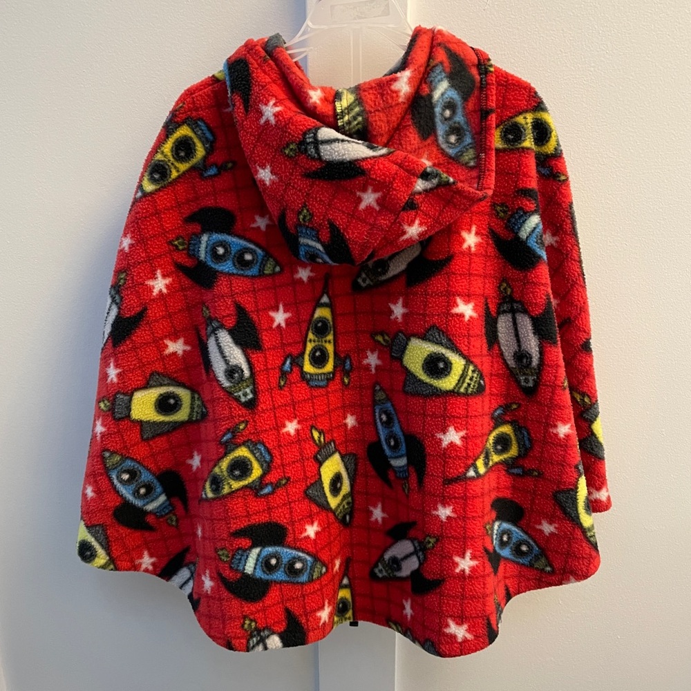 Fleece poncho - Picture 3 of 3